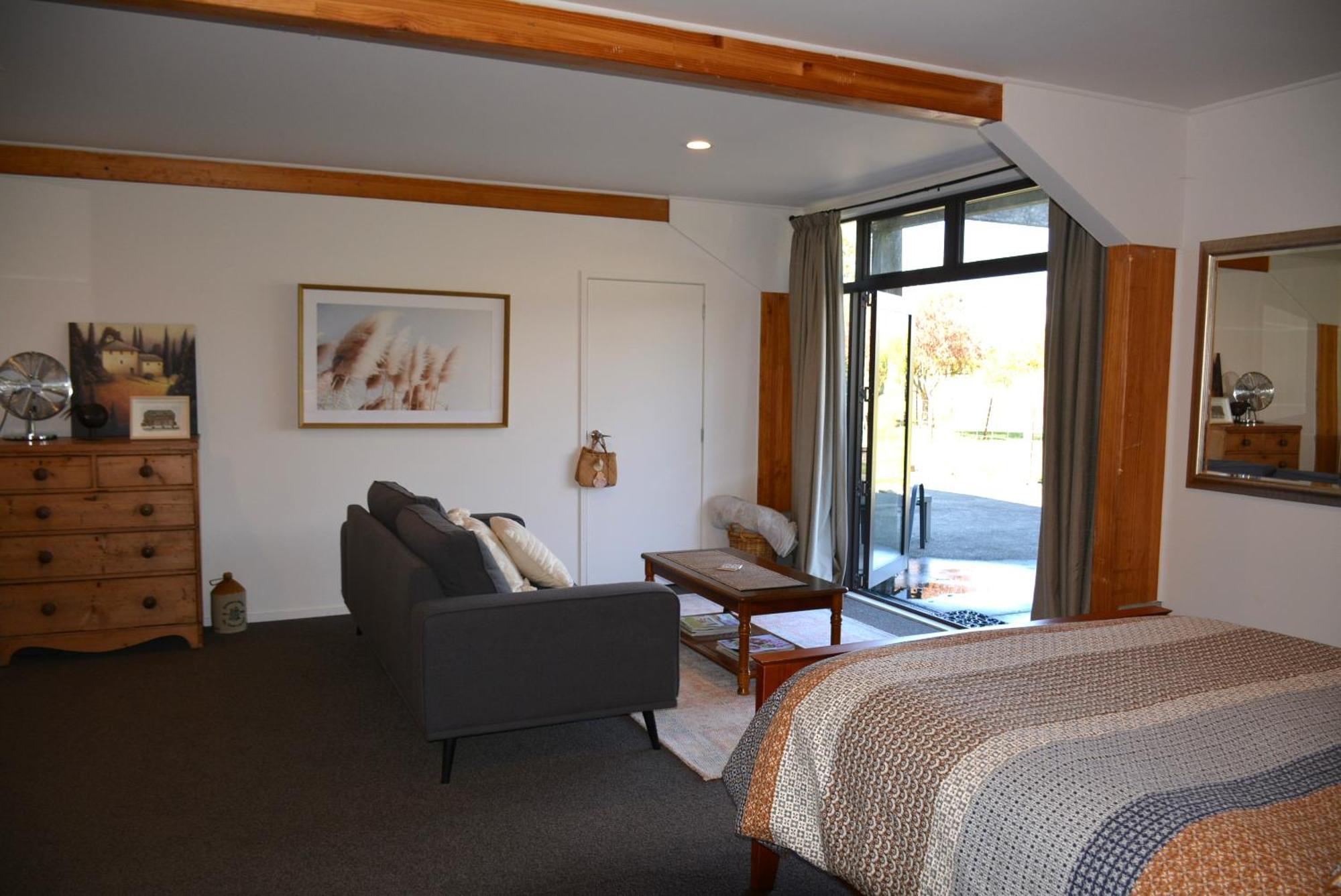 Ddog Vineyard & Bnb Renwick Exterior foto